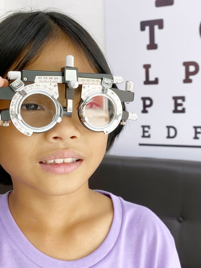 आंखों का धुंधलापन दूर करें, इन घरेलू उपायों से पाएं चश्मे से छुटकारा